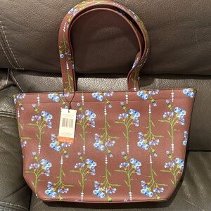 Vera Bradley bachelor button dot small east west tote